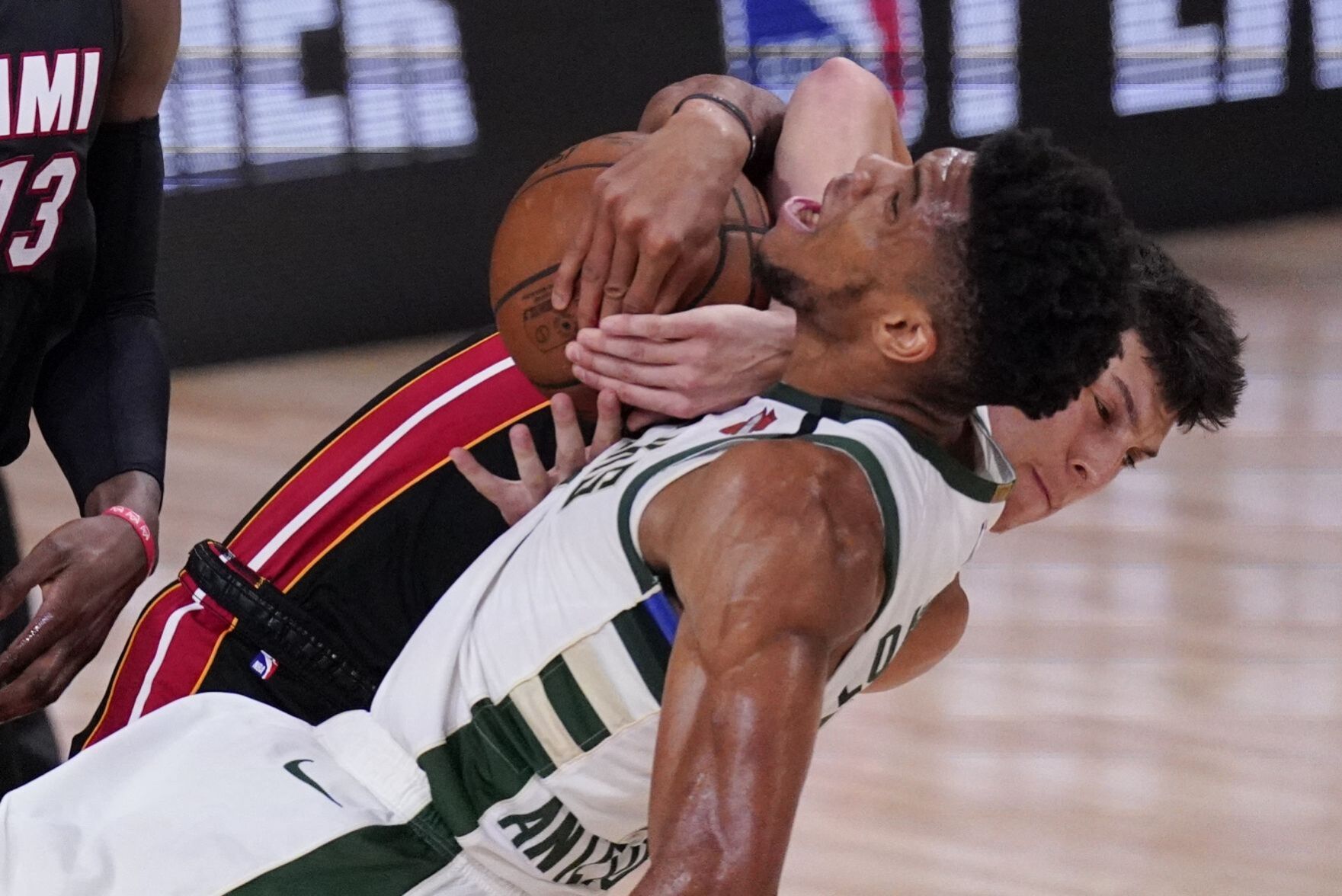 Bucks 118, Heat 115 (OT)